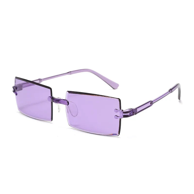 The Signature Oval - Timeless Vintage Frames