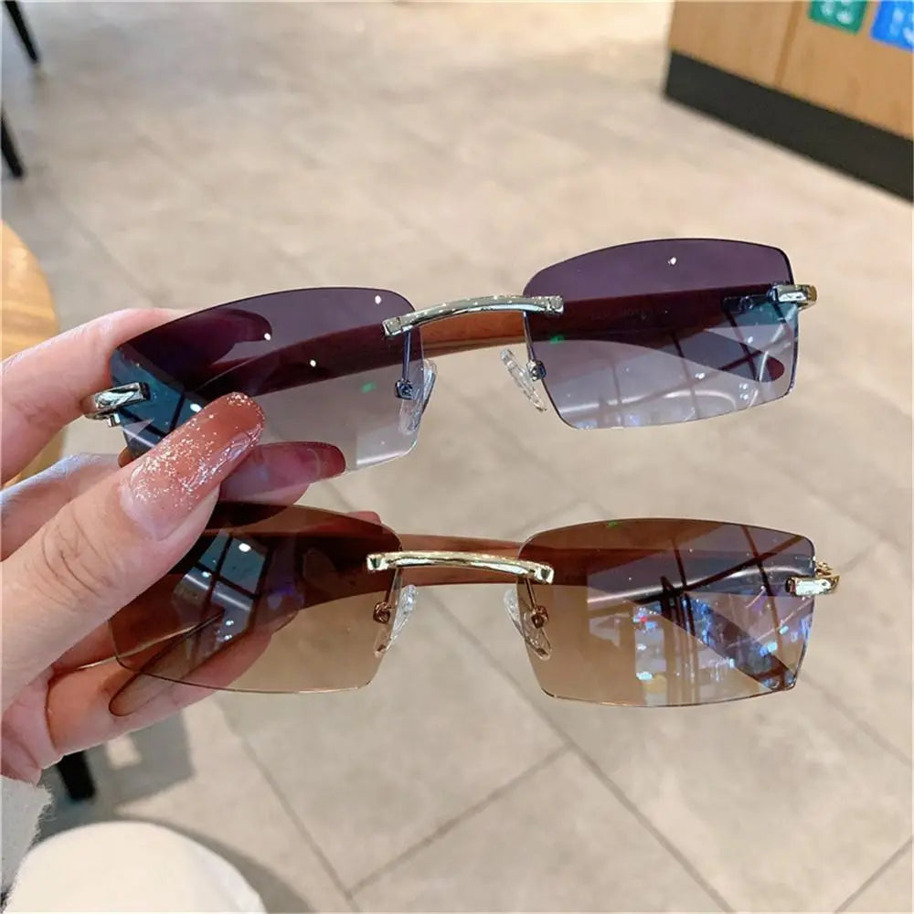 Royale Azure – Gradient Rimless Punk Shades